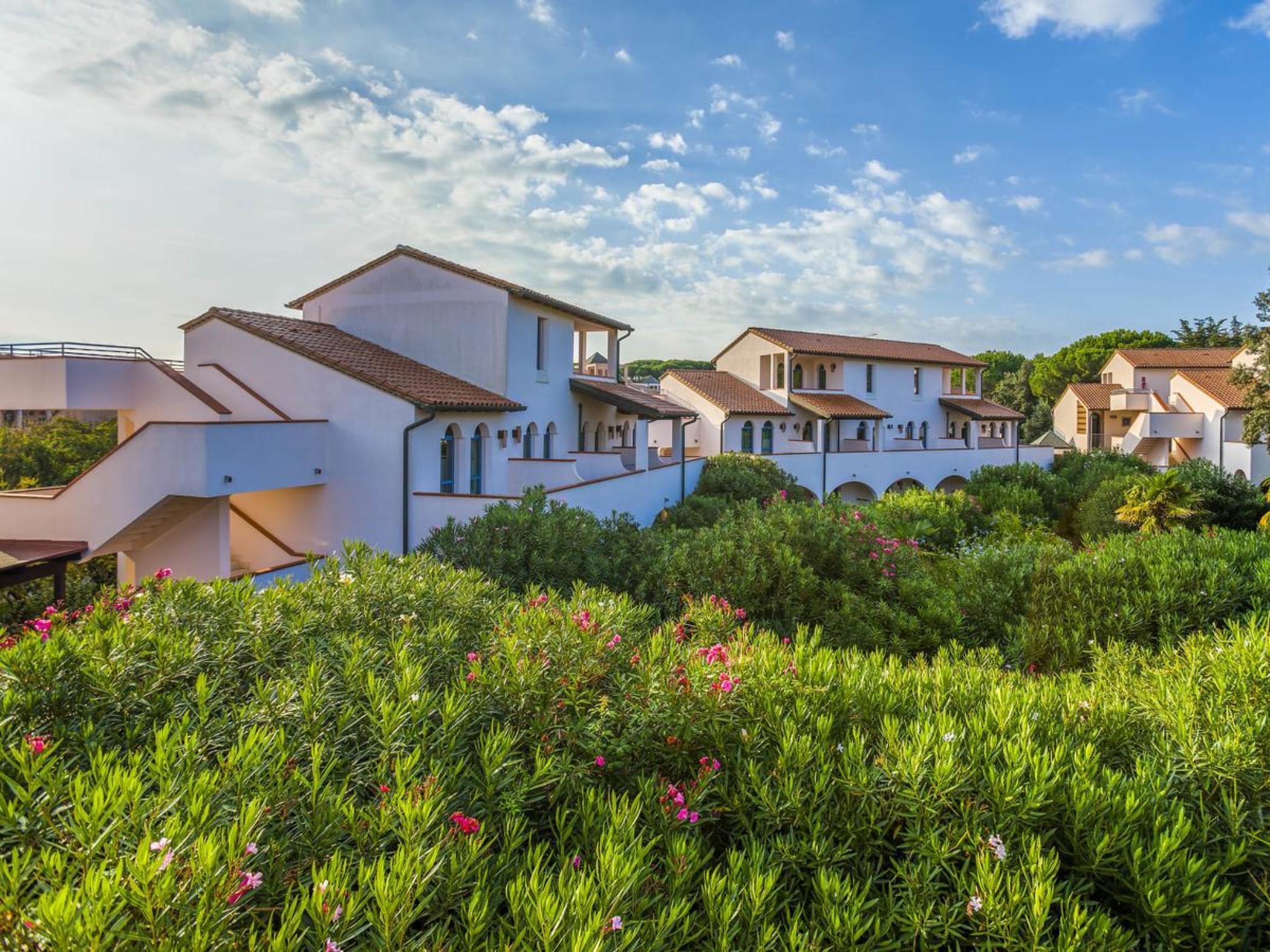 Garden Toscana Resort San Vincenzo Exteriör bild